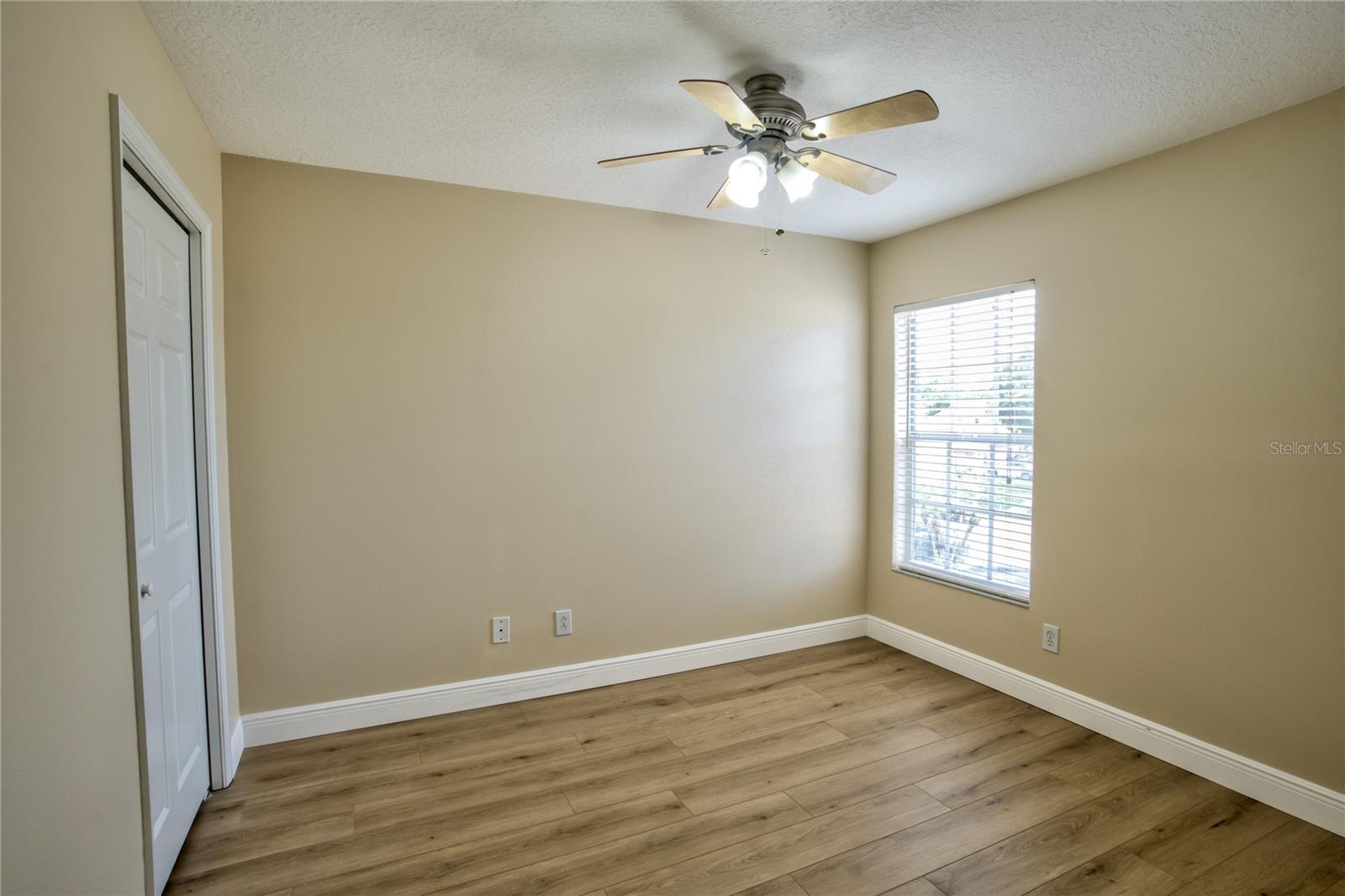 Image 37 of 45 For 6133 Lanshire Drive