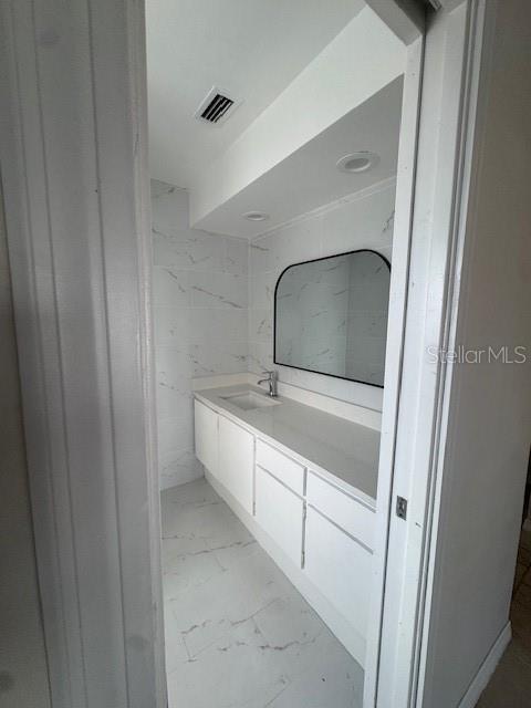 Image 14 of 14 For 216 Palm Island Nw