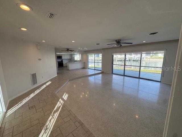 Image 9 of 14 For 216 Palm Island Nw