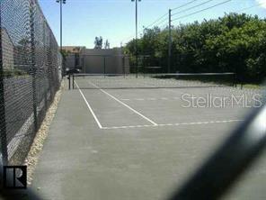 Image 16 of 18 For 876 116th Avenue N 102