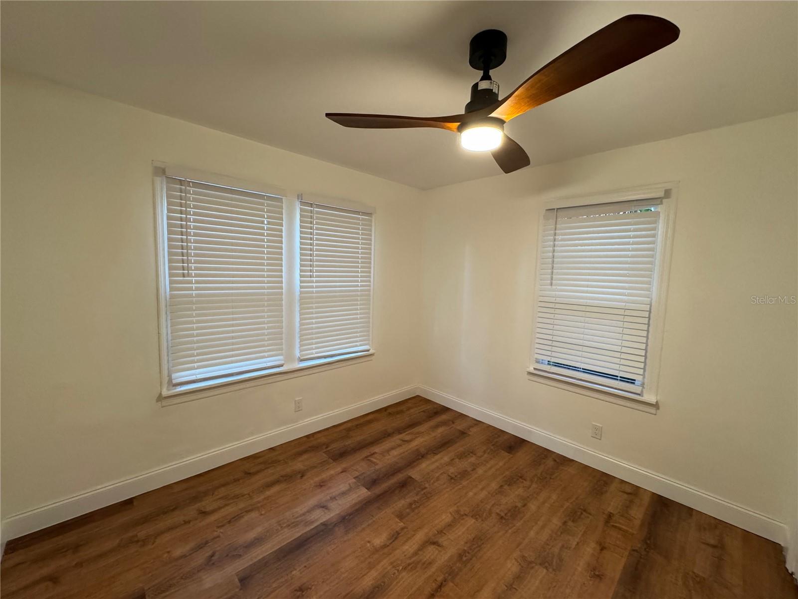 Image 12 of 23 For 1119 Newton Avenue S