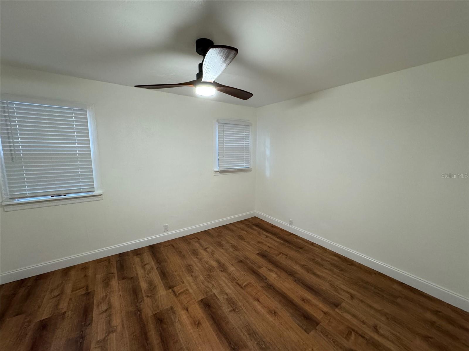 Image 14 of 23 For 1119 Newton Avenue S