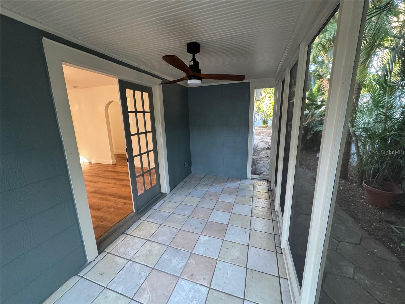 Image 21 of 23 For 1119 Newton Avenue S