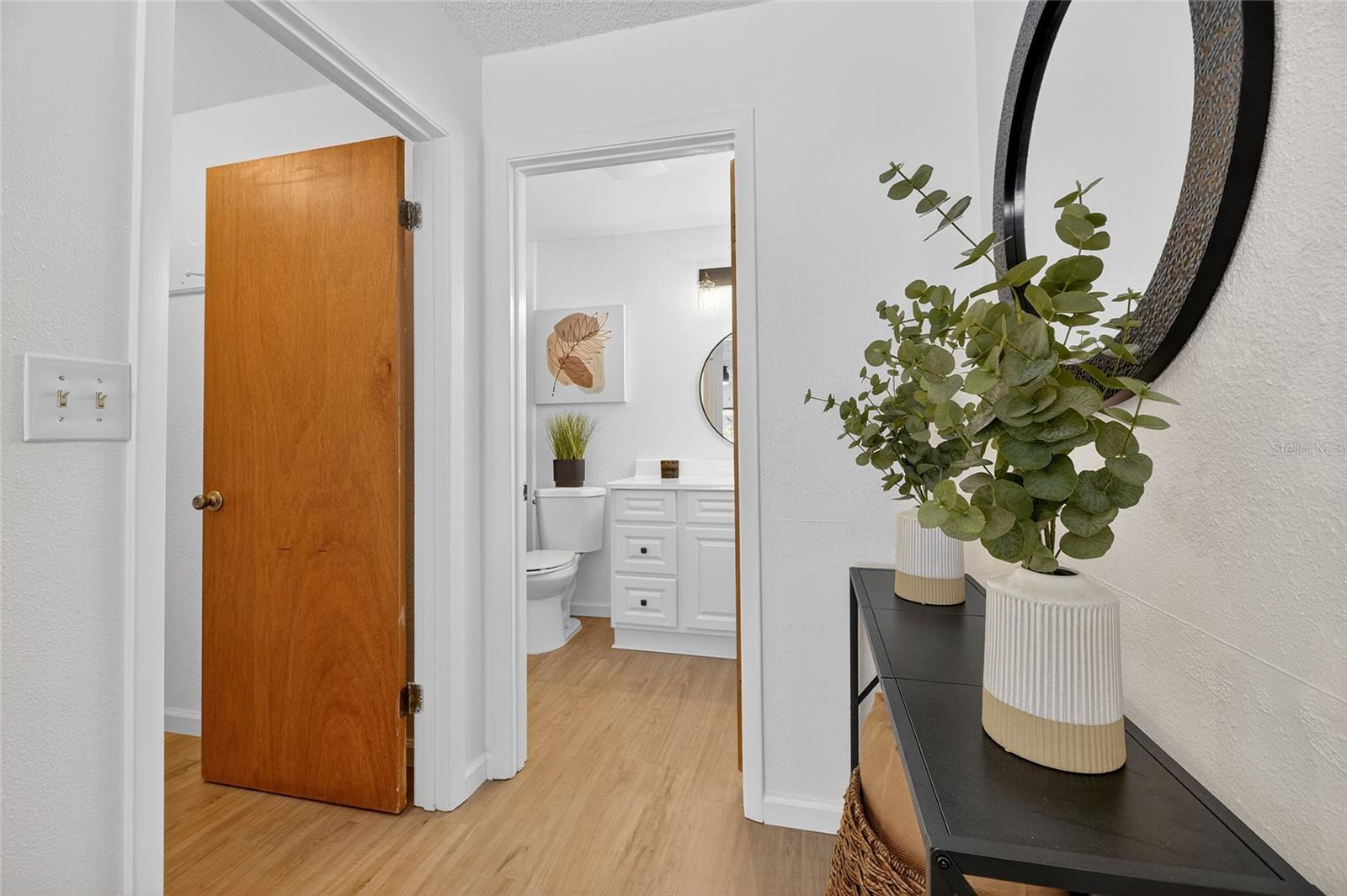 Image 11 of 39 For 13035 Santee Street