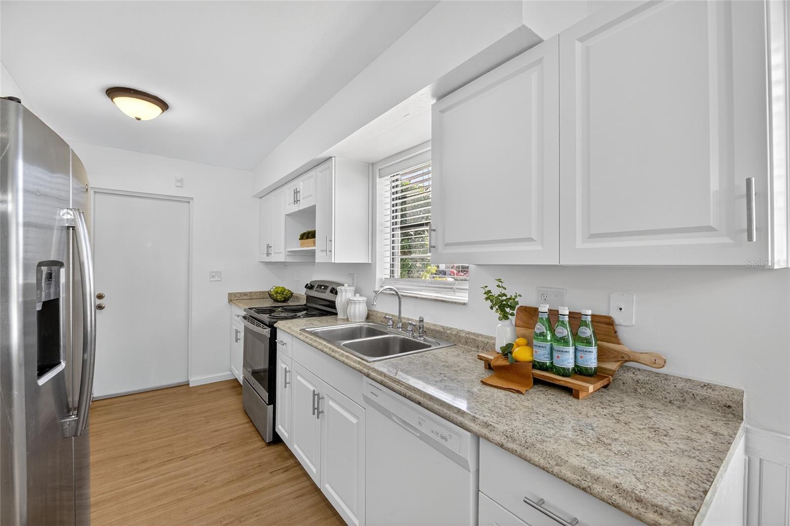 Image 18 of 39 For 13035 Santee Street