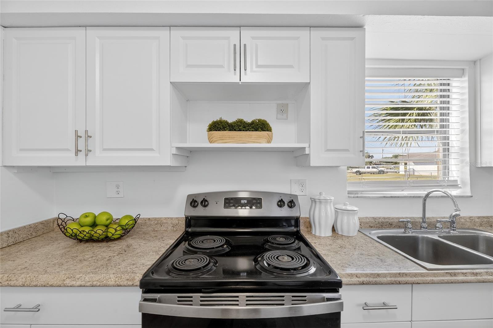 Image 21 of 39 For 13035 Santee Street