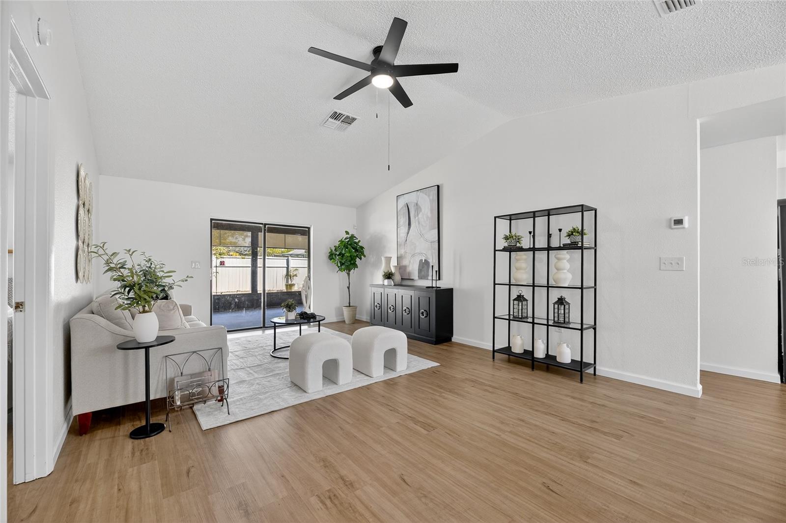 Image 4 of 39 For 13035 Santee Street