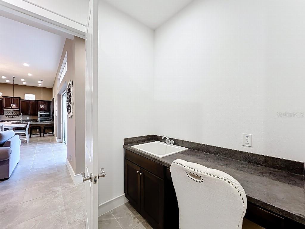 Image 37 of 59 For 4684 Arbor Way