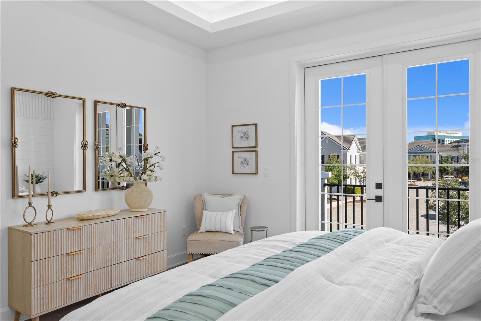 Image 29 of 60 For 450 Gilman Place N