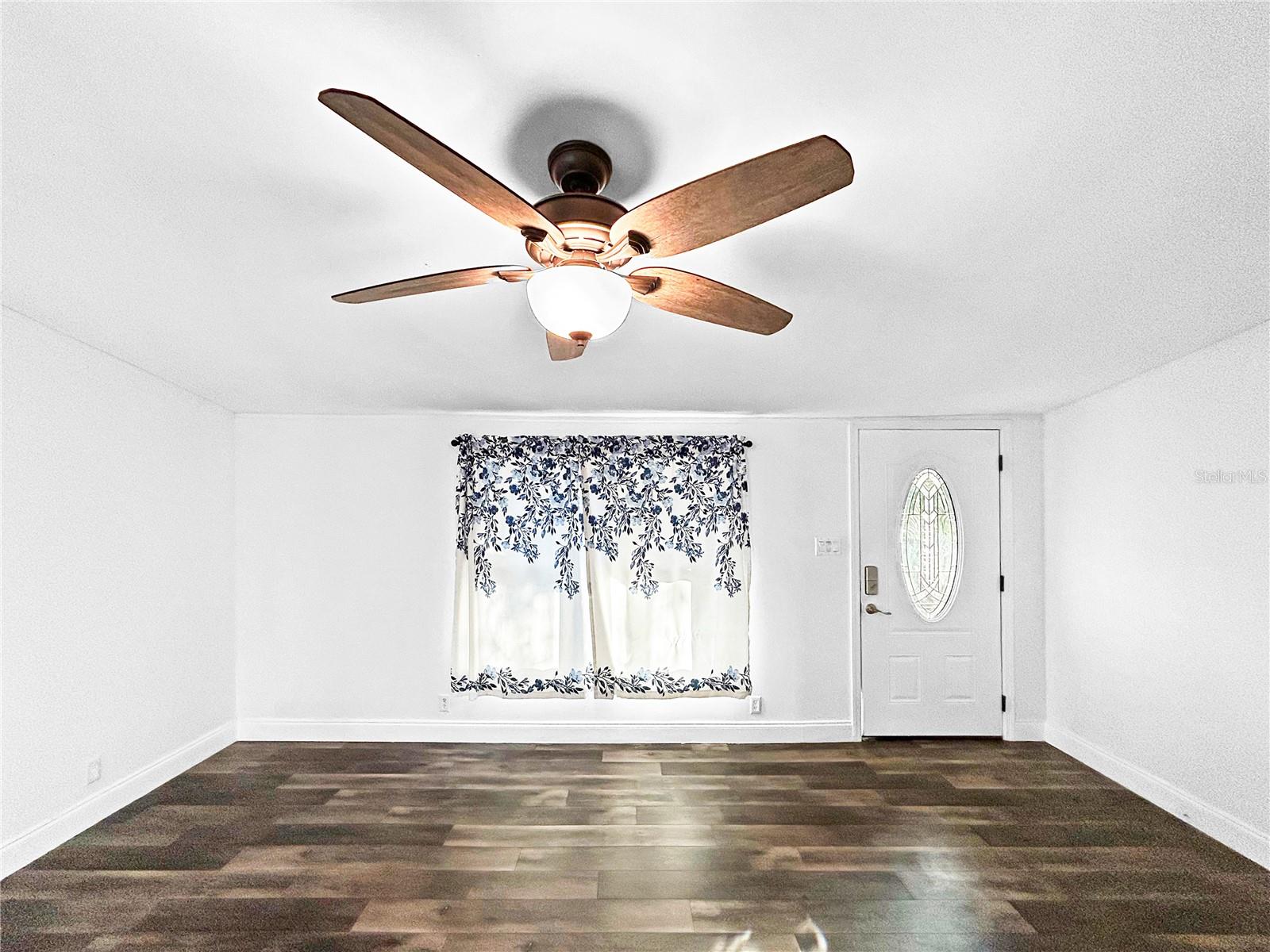 Image 4 of 32 For 4116 Amanda Drive