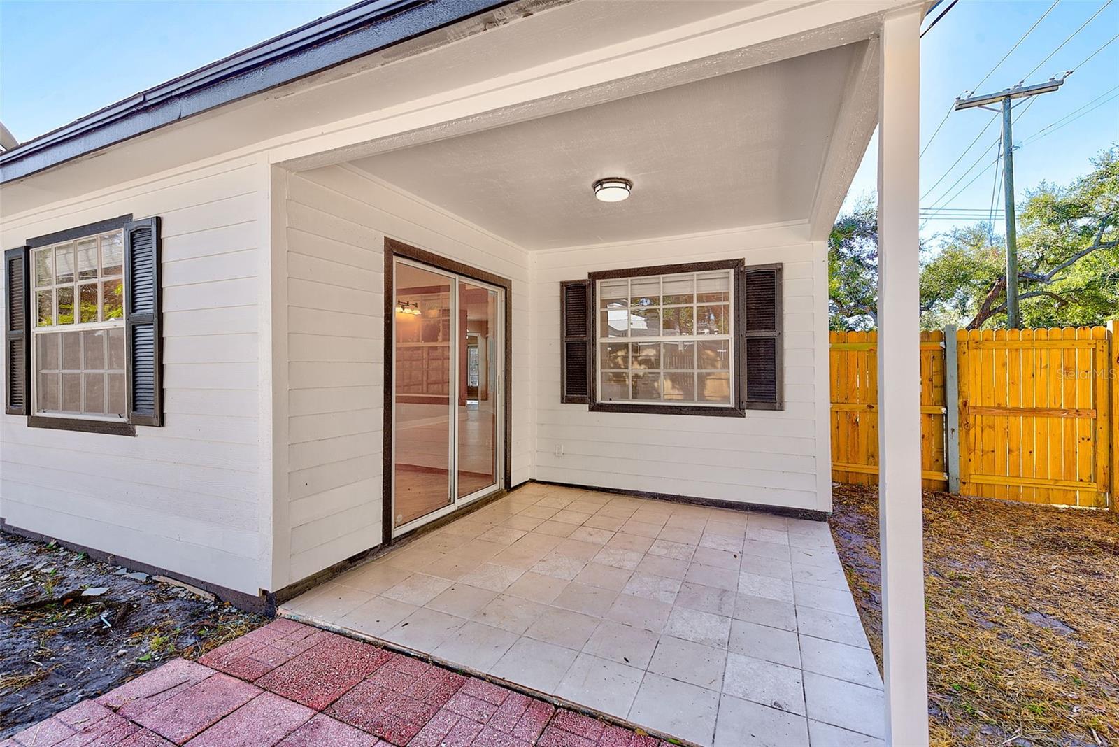 Image 23 of 26 For 4607 Loughman Street