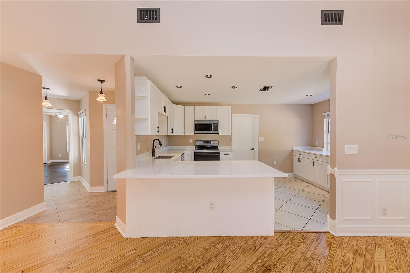 Image 8 of 26 For 4607 Loughman Street