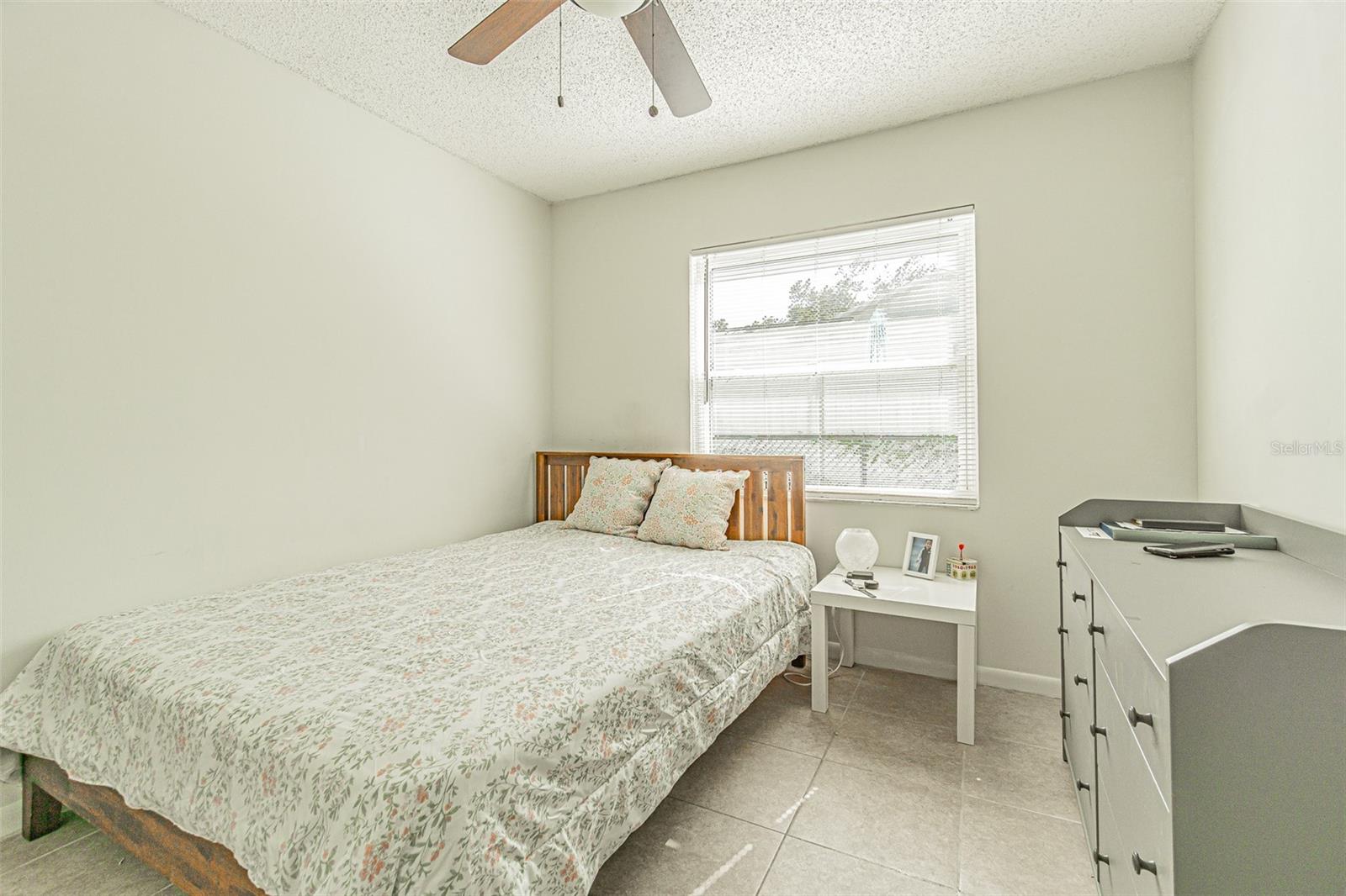 Image 14 of 27 For 925 Park Street