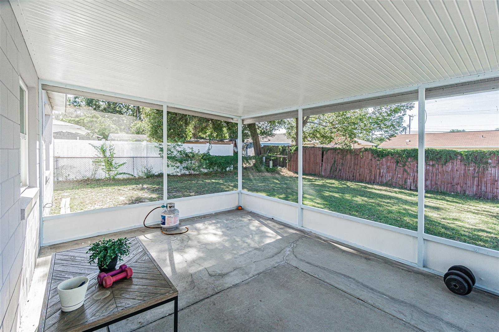 Image 23 of 27 For 925 Park Street