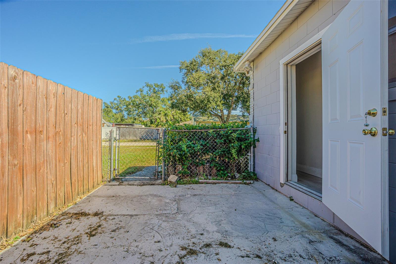 Image 27 of 27 For 925 Park Street