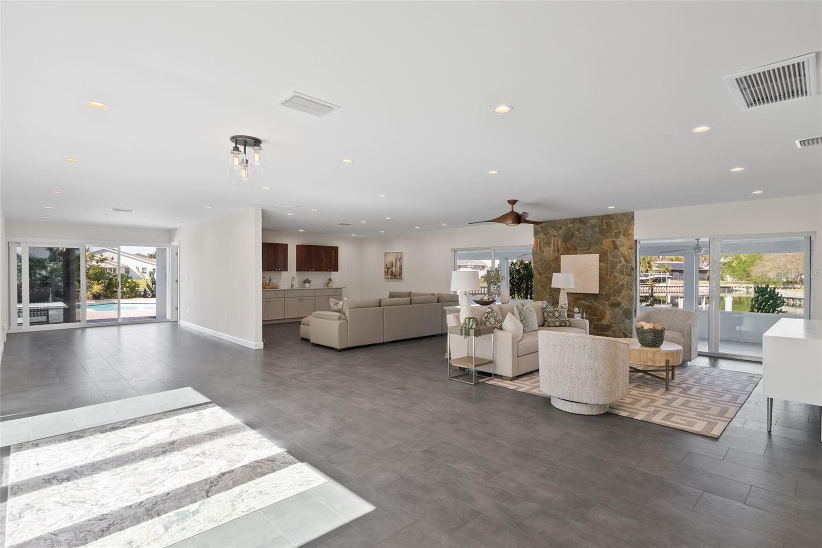 Image 18 of 72 For 5173 Horseshoe Place