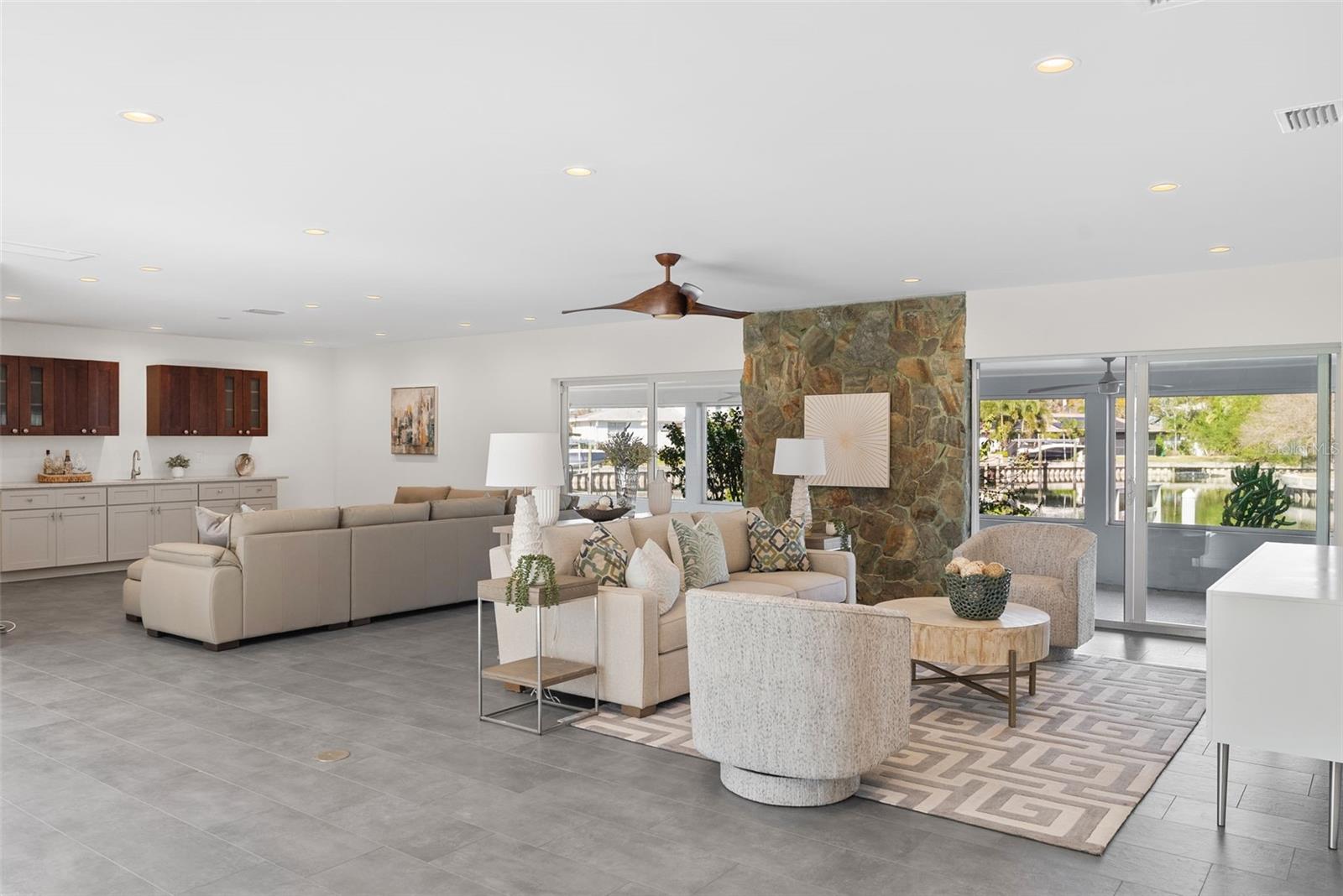 Image 19 of 72 For 5173 Horseshoe Place