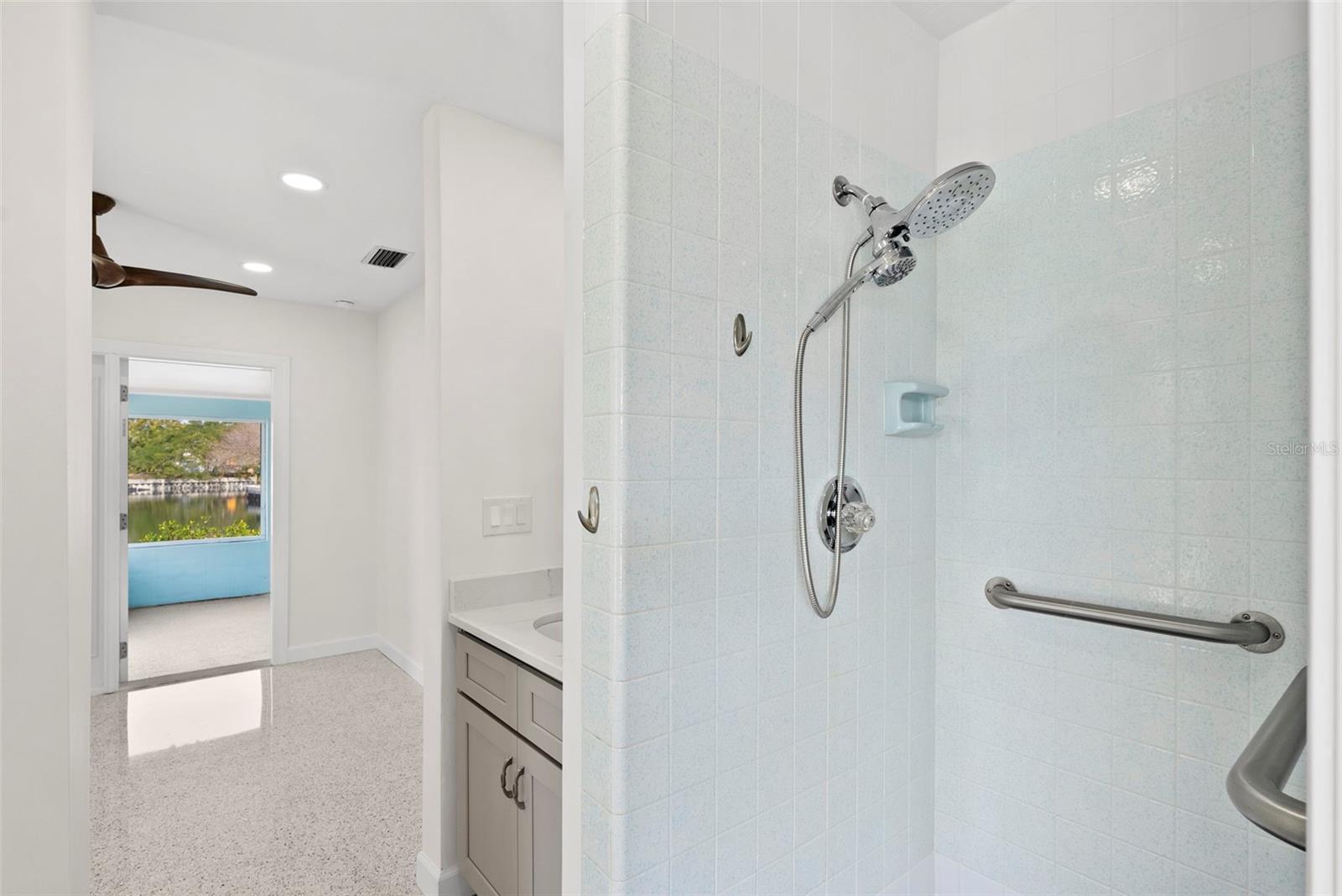 Image 38 of 72 For 5173 Horseshoe Place