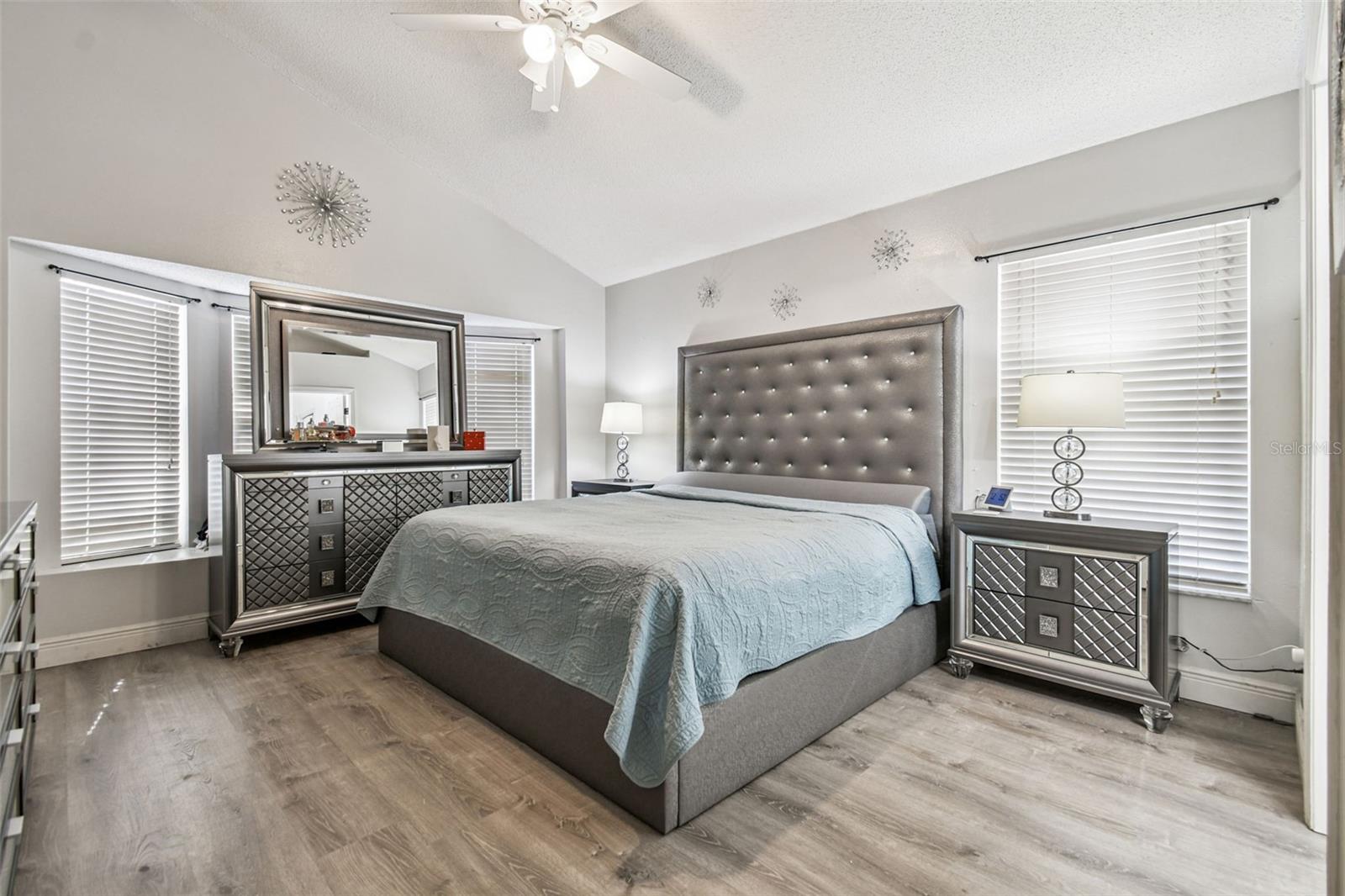 Image 30 of 59 For 6906 Mirror Lake Avenue