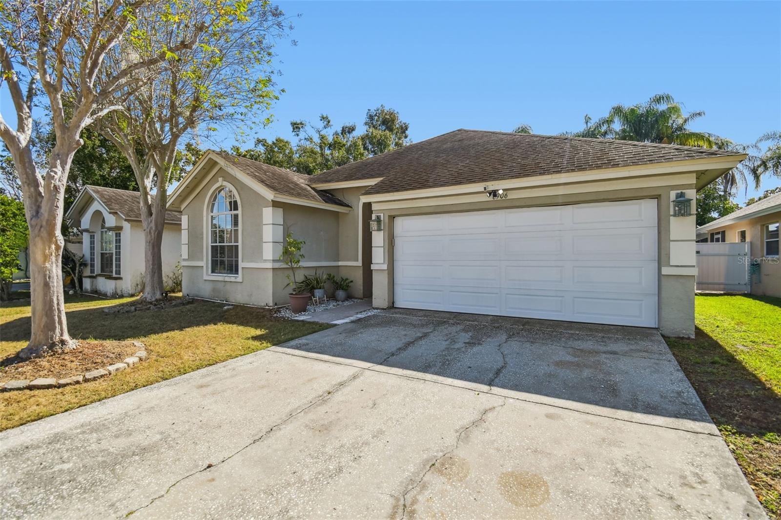 Image 6 of 59 For 6906 Mirror Lake Avenue