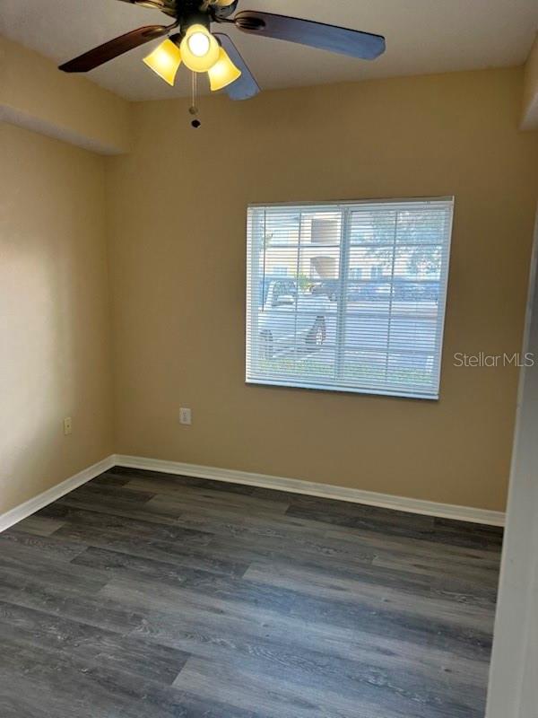 Image 17 of 36 For 9529 Newdale Way 102