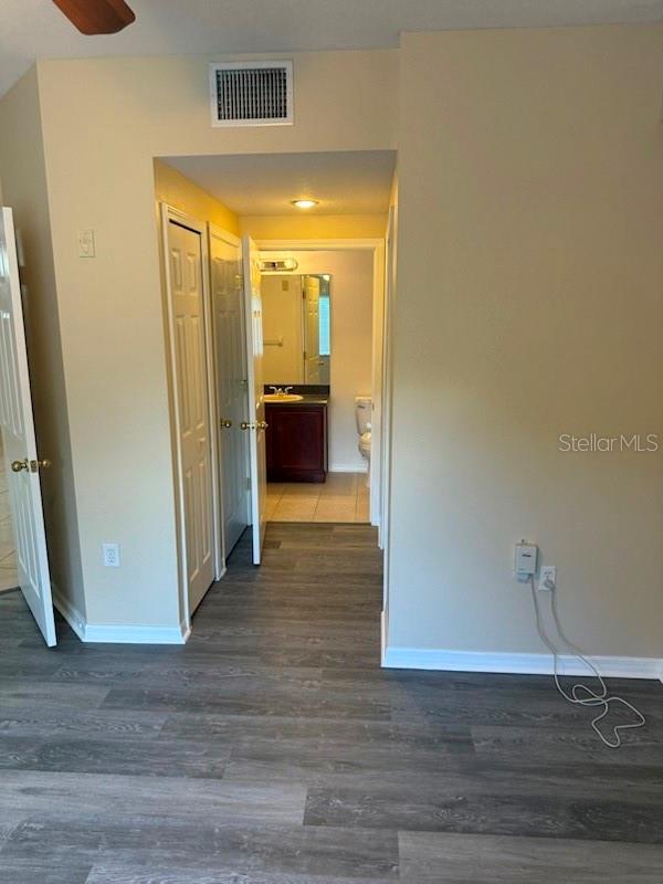 Image 26 of 36 For 9529 Newdale Way 102