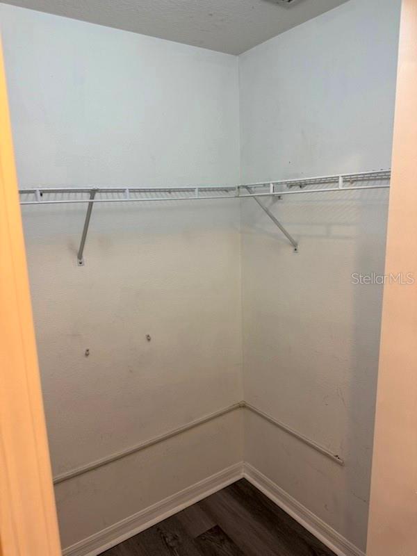 Image 29 of 36 For 9529 Newdale Way 102