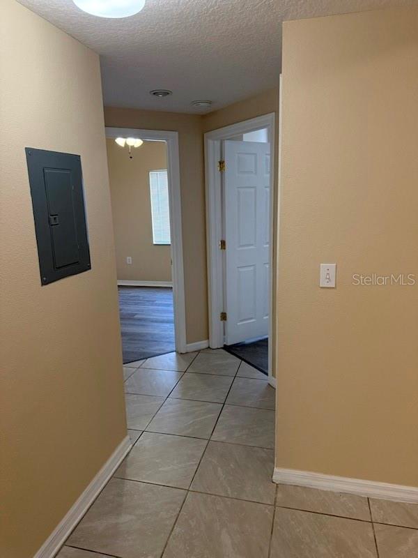 Image 9 of 36 For 9529 Newdale Way 102