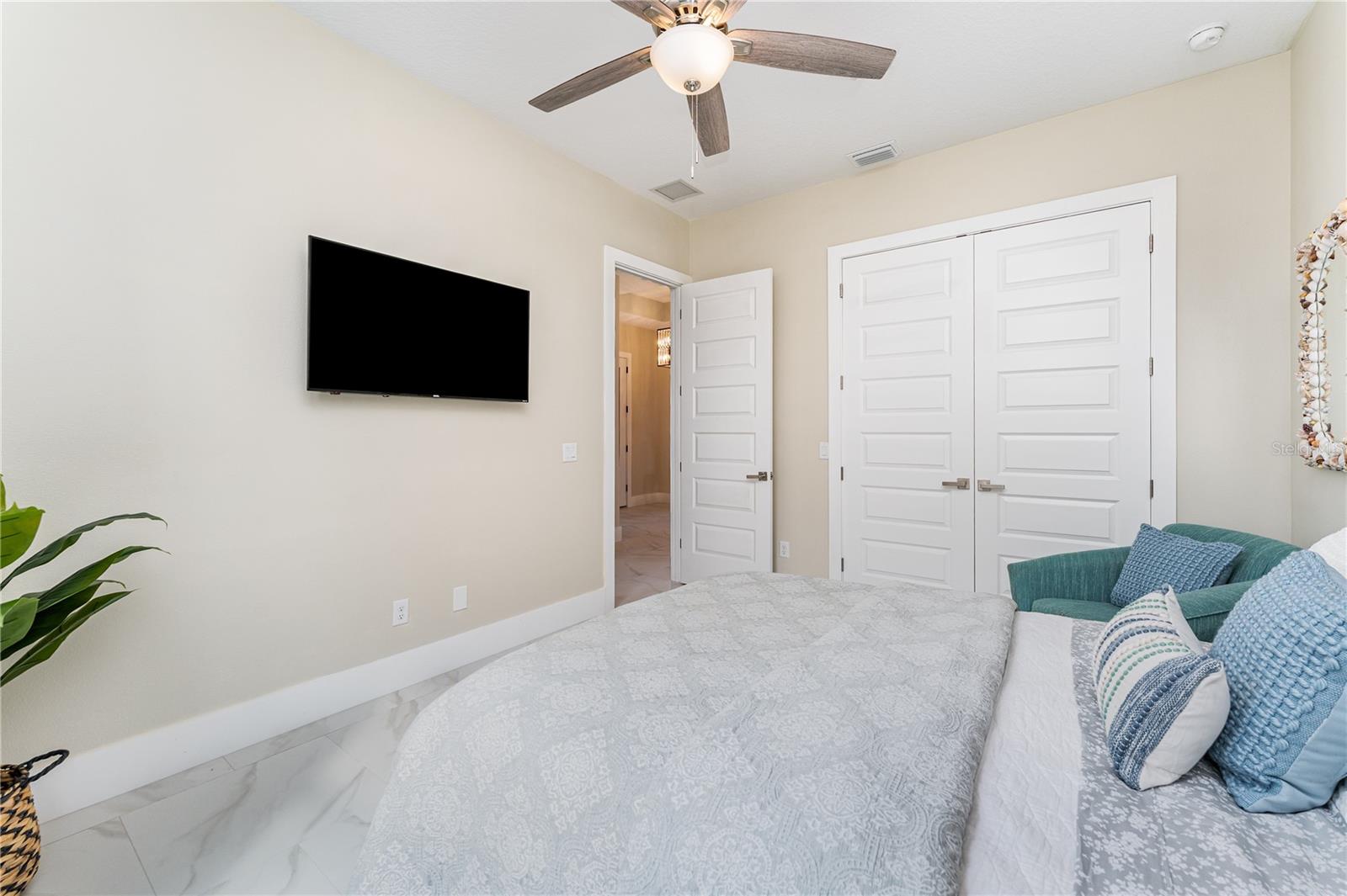 Image 23 of 56 For 400 Adams View Lane