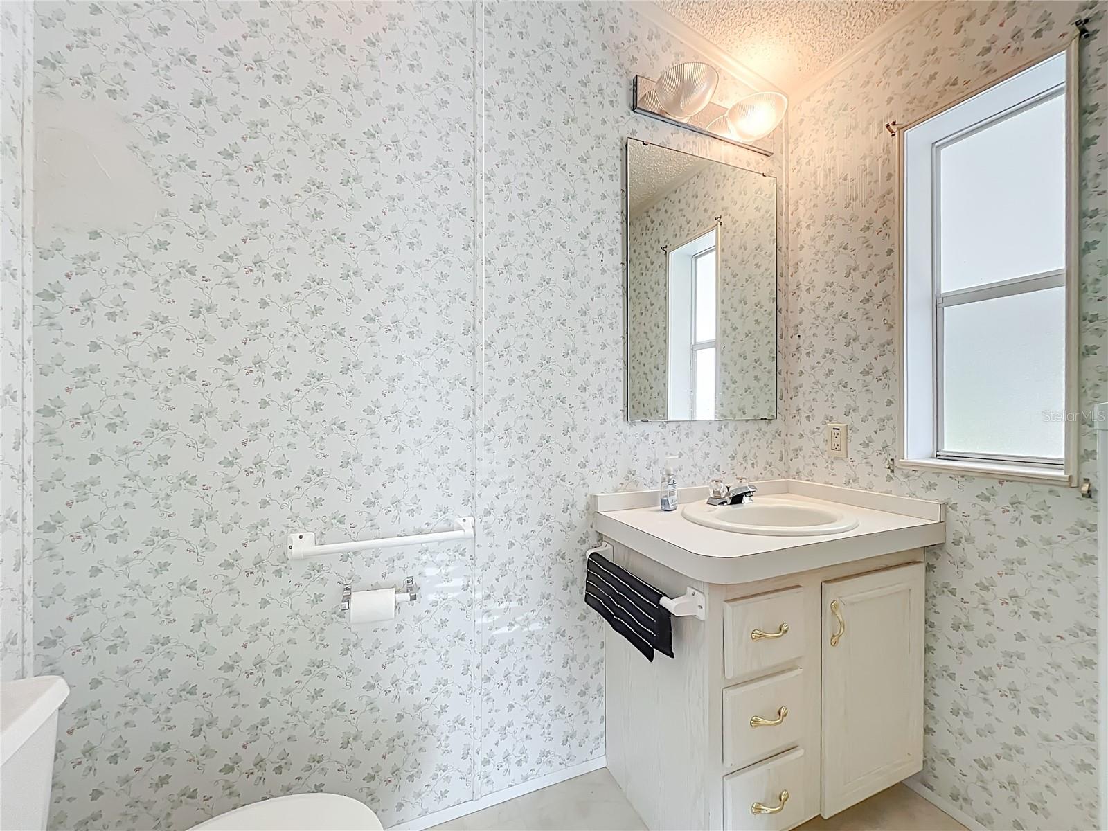 Image 17 of 35 For 35819 Shelley Drive