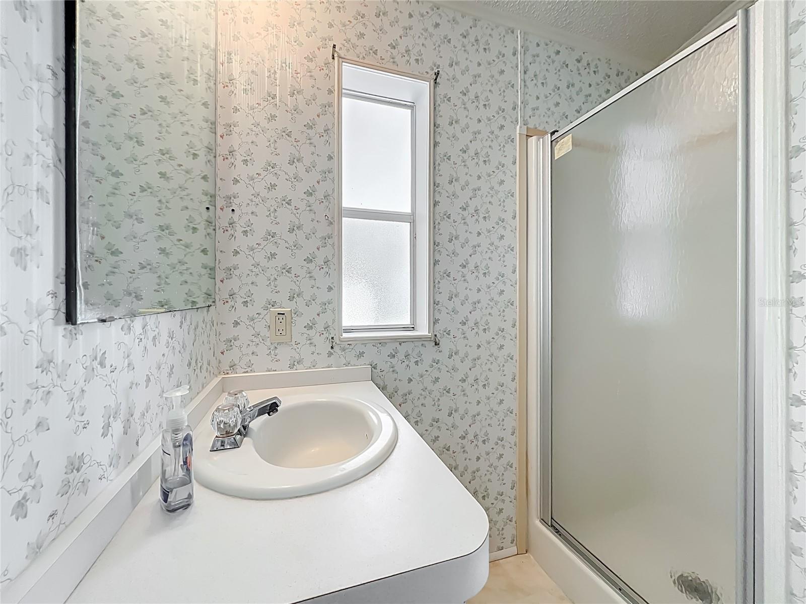 Image 18 of 35 For 35819 Shelley Drive