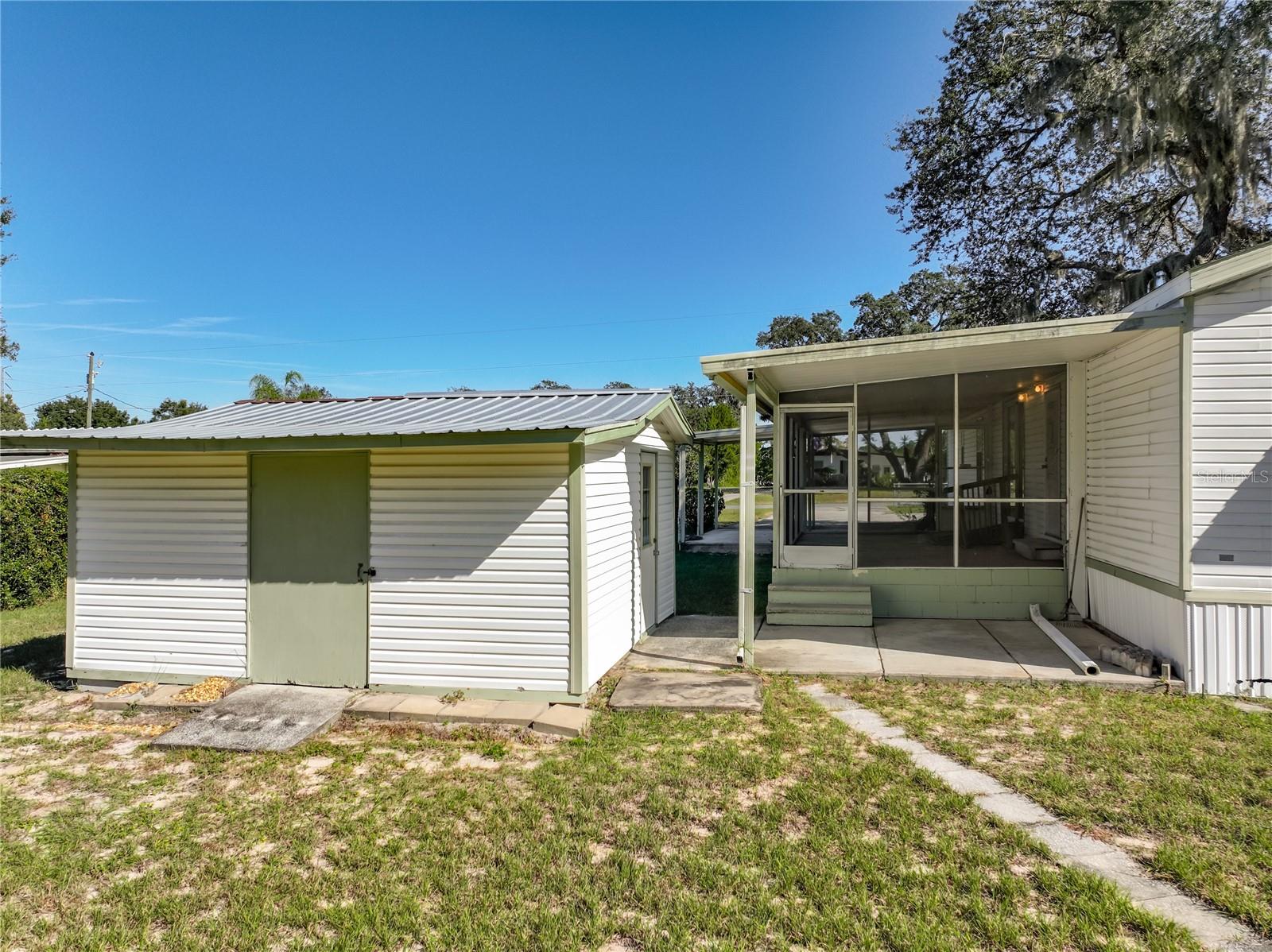 Image 24 of 35 For 35819 Shelley Drive