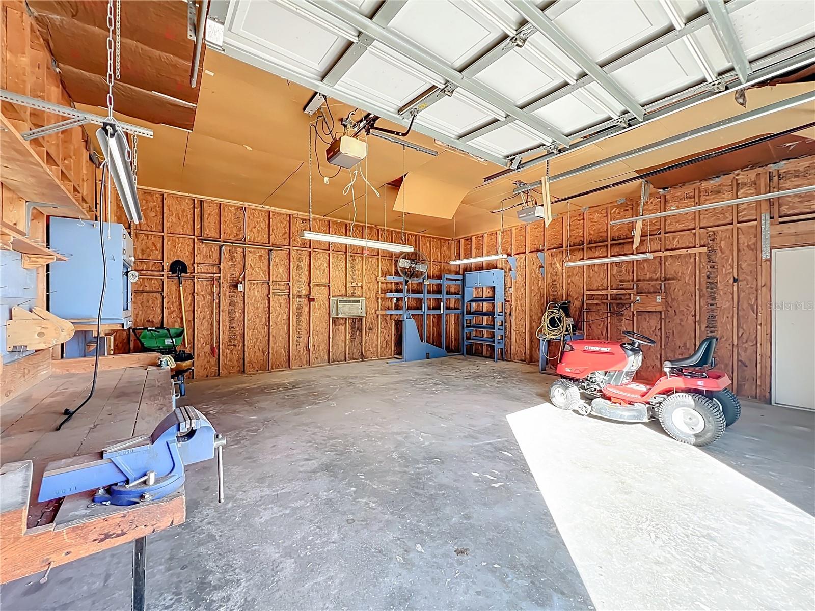 Image 36 of 38 For 35819 Shelley Drive