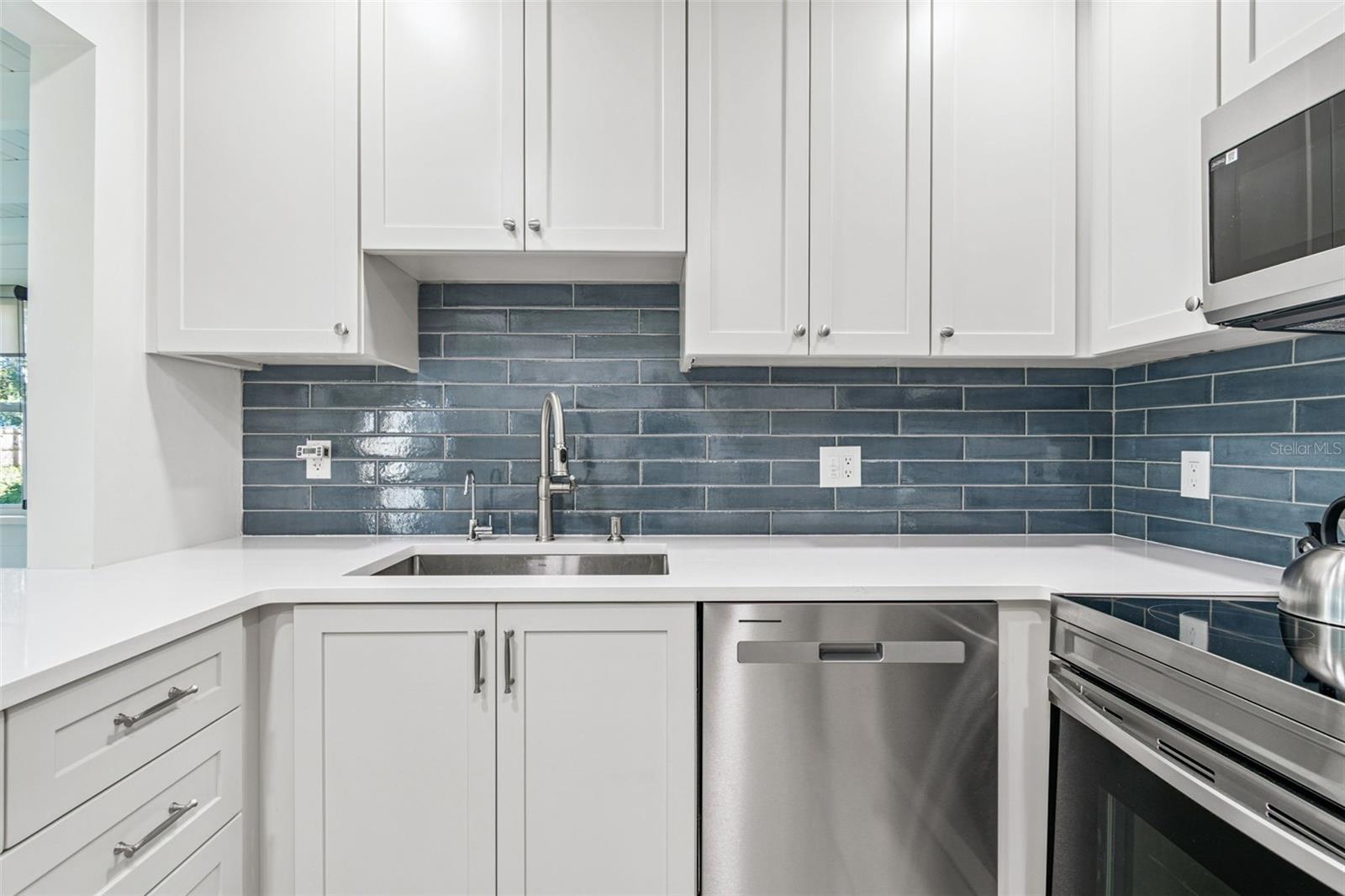 Image 12 of 45 For 5819 27th Avenue S