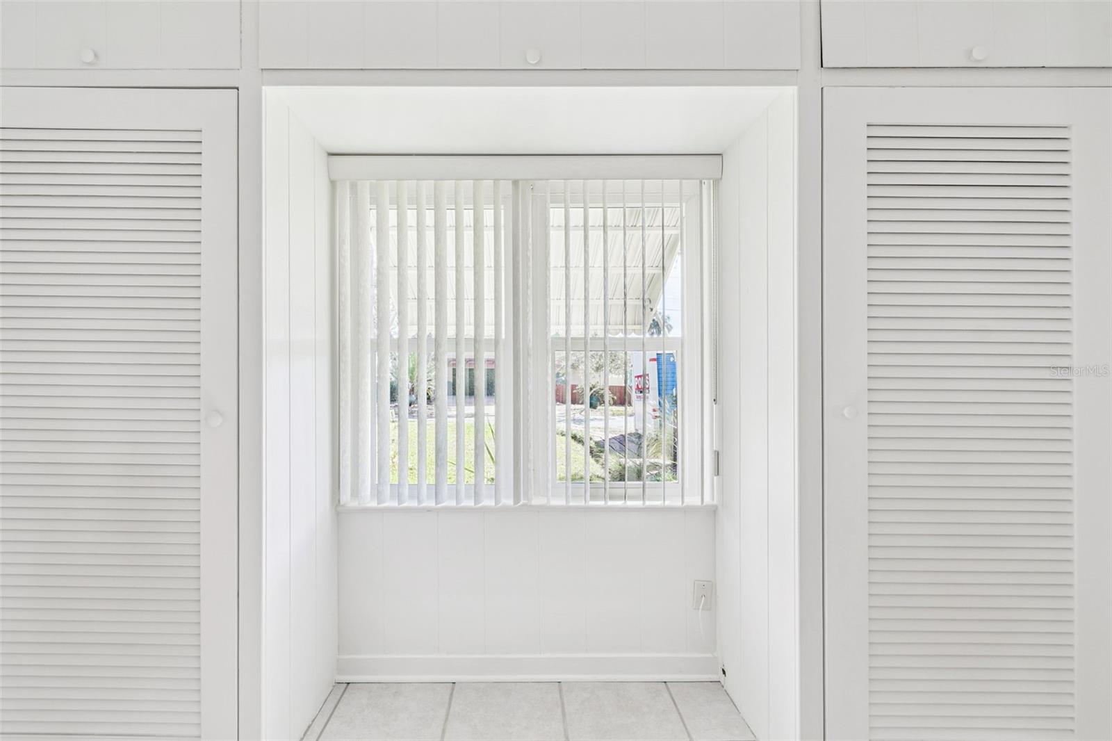 Image 16 of 45 For 5819 27th Avenue S