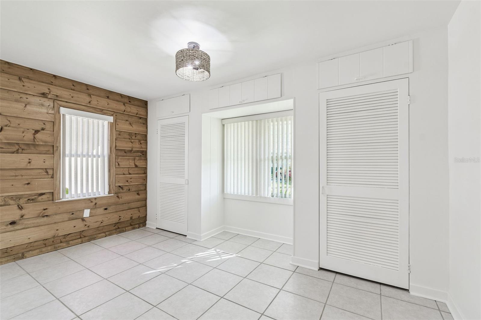 Image 20 of 45 For 5819 27th Avenue S