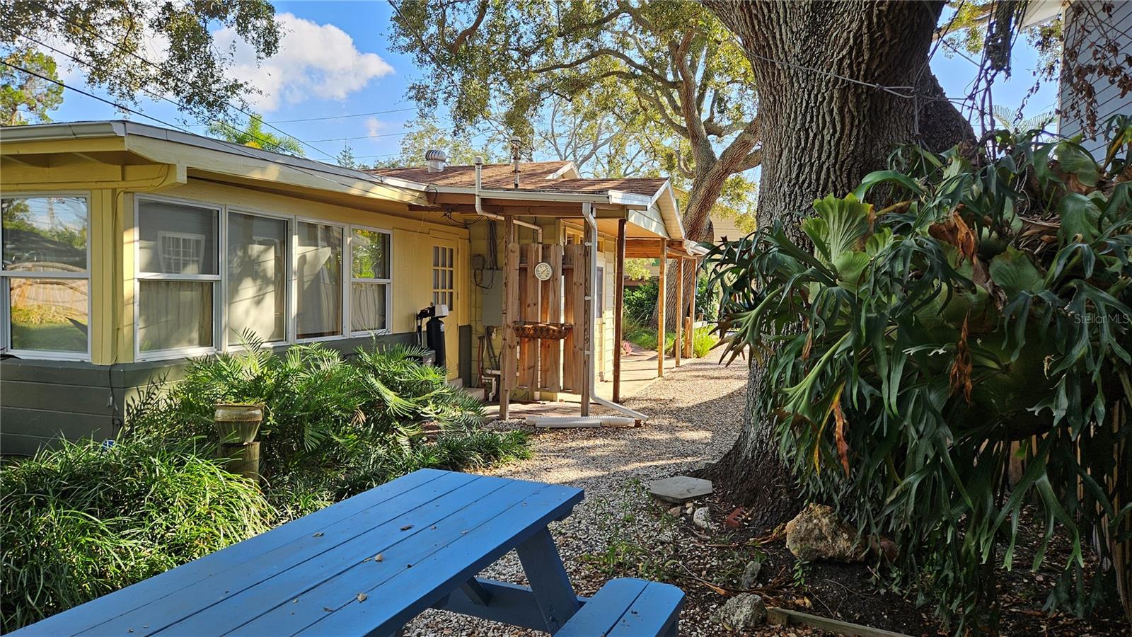 Image 30 of 45 For 5819 27th Avenue S