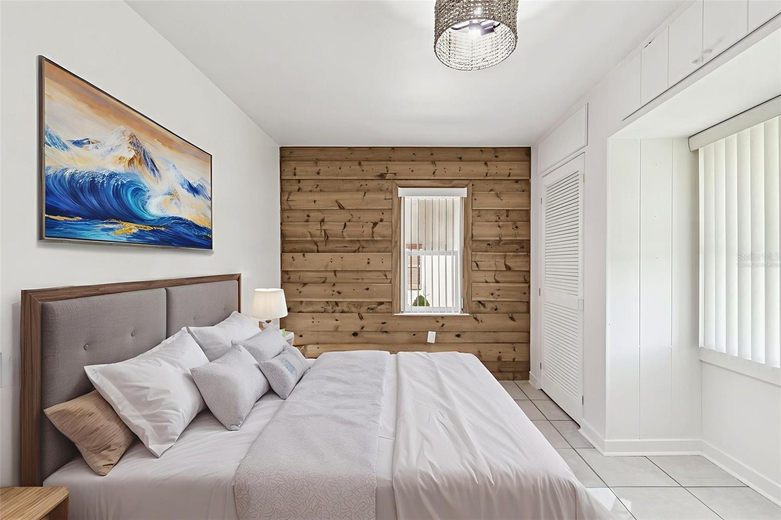 Image 4 of 45 For 5819 27th Avenue S