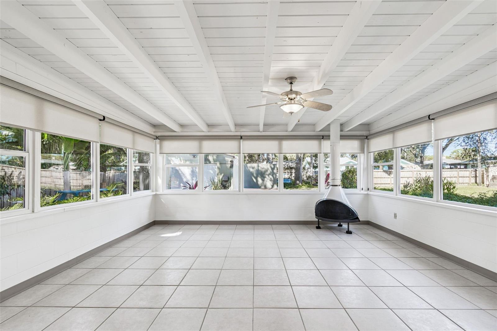 Image 8 of 45 For 5819 27th Avenue S