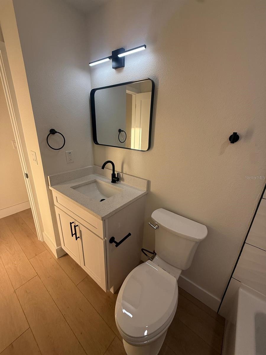 Image 17 of 70 For 14646 15th Street