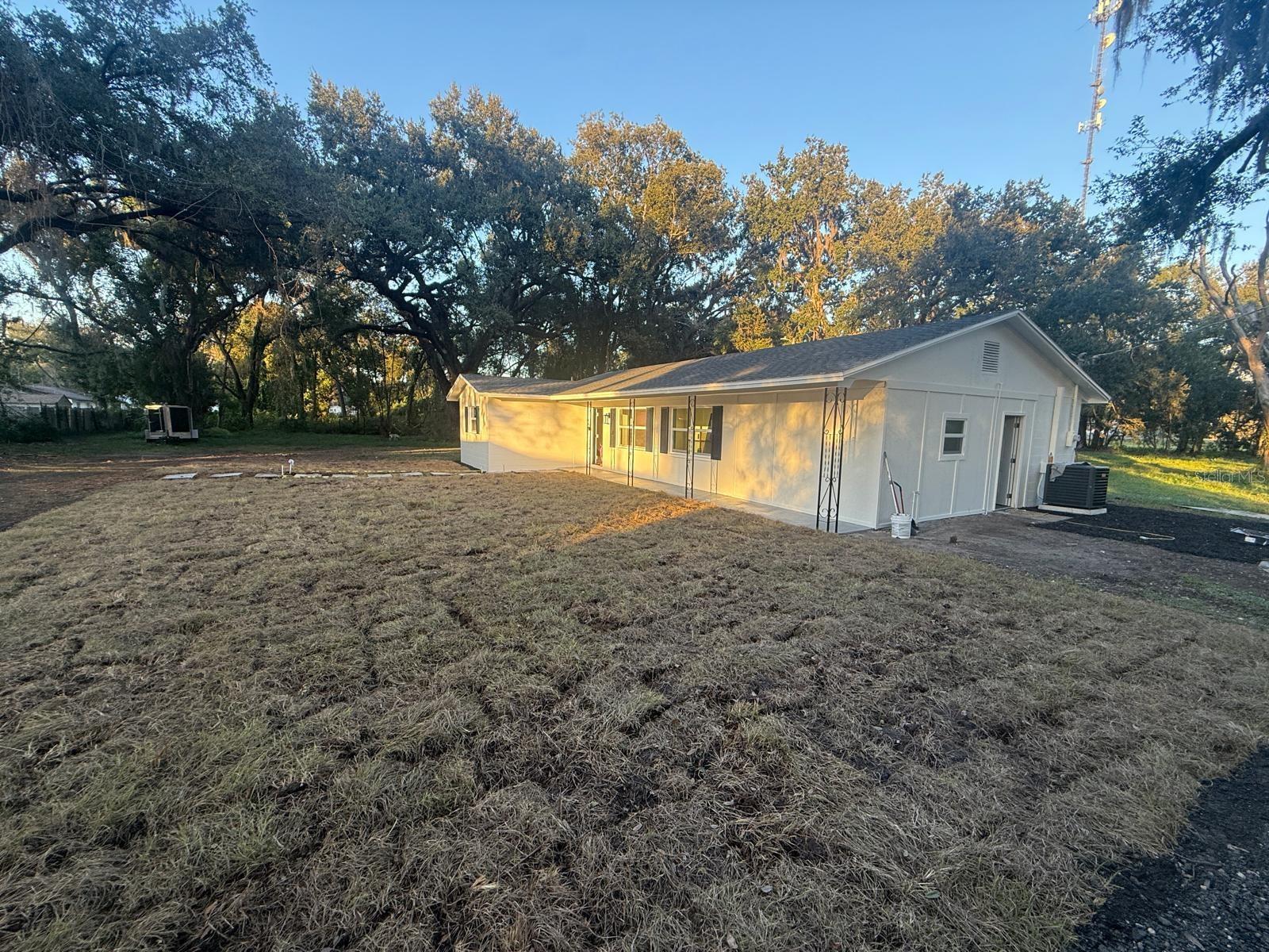 Image 18 of 70 For 14646 15th Street