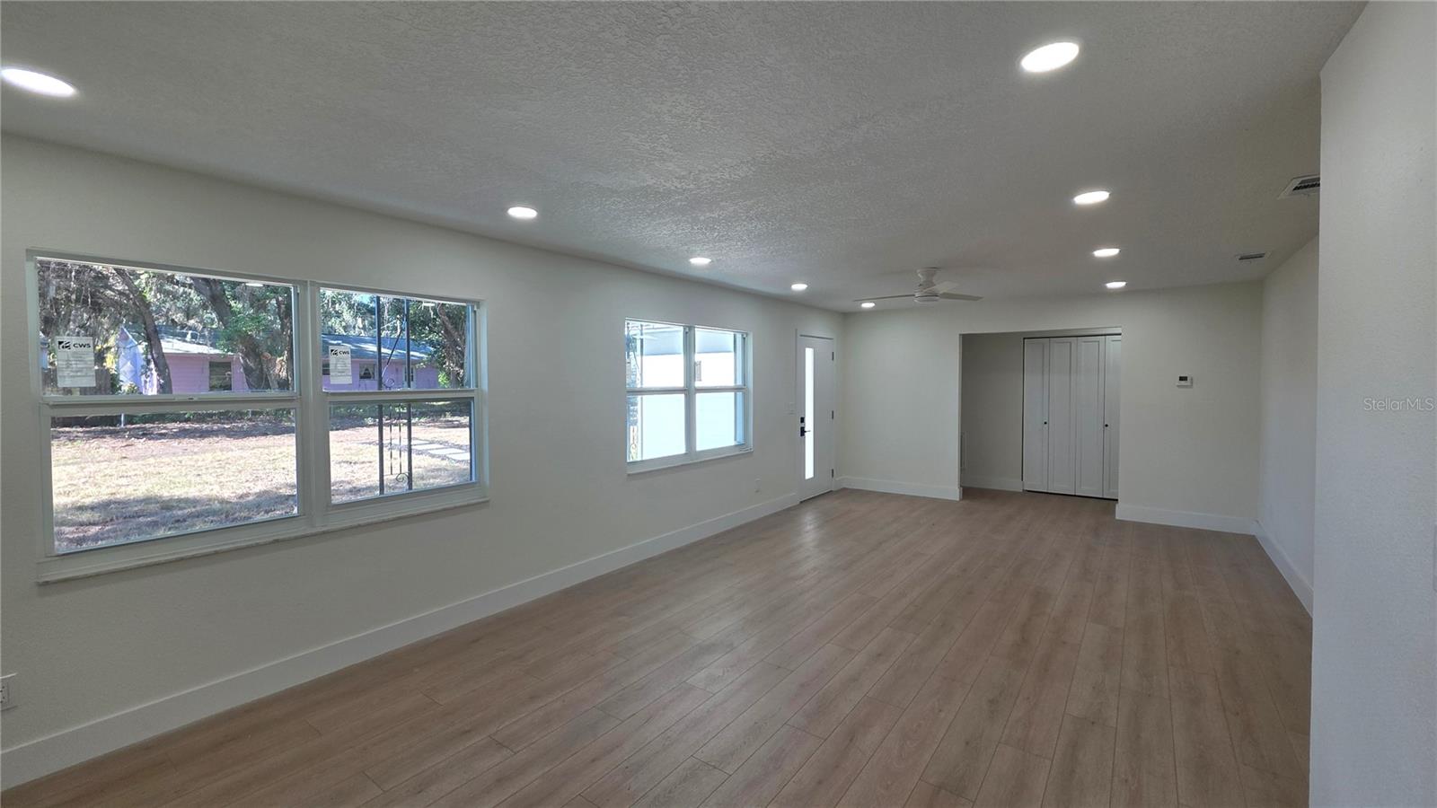 Image 24 of 70 For 14646 15th Street