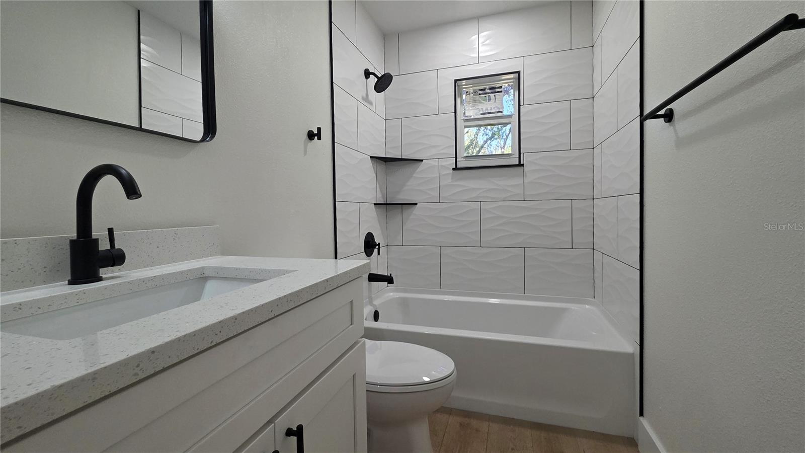 Image 36 of 70 For 14646 15th Street