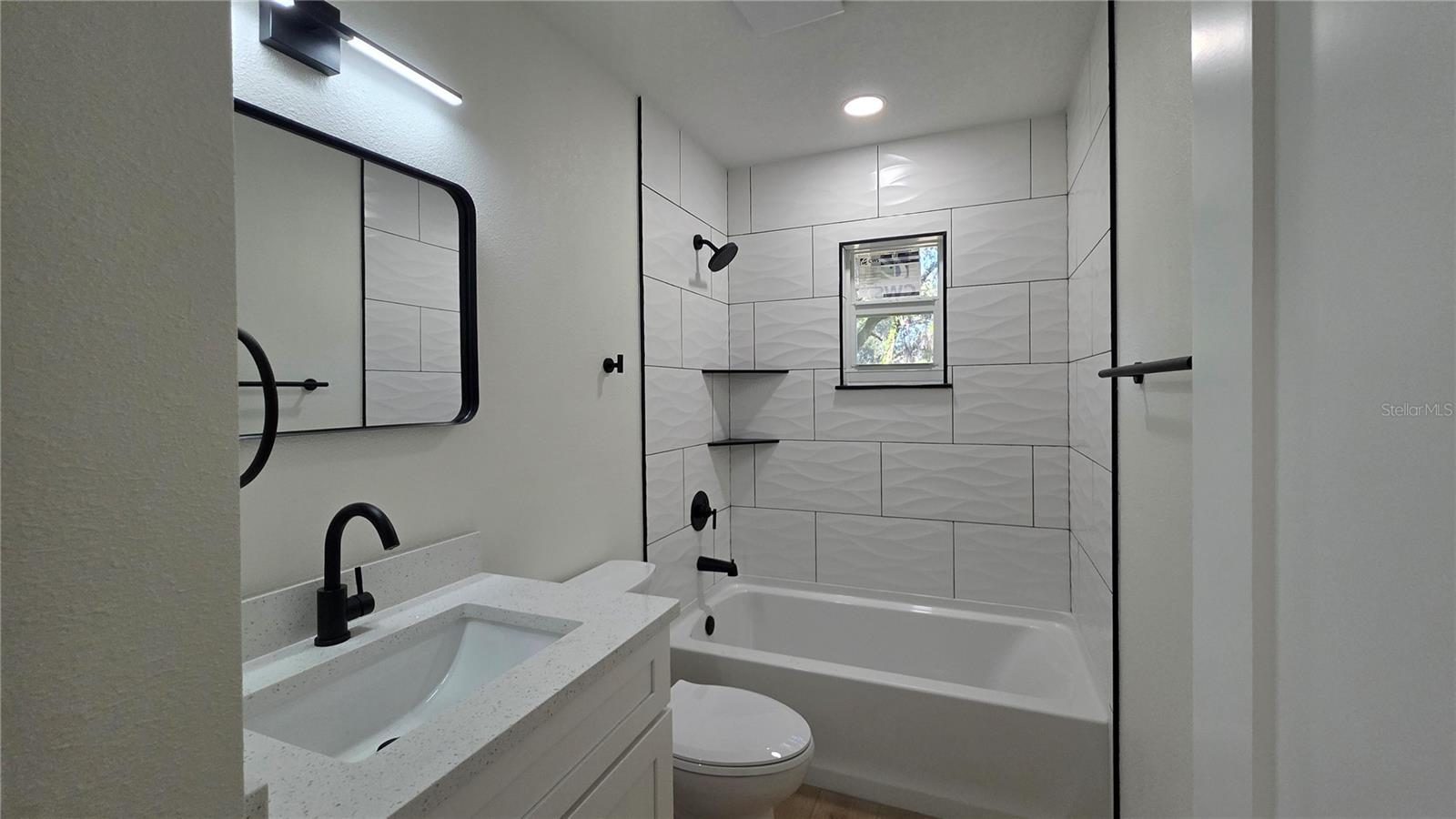 Image 37 of 70 For 14646 15th Street