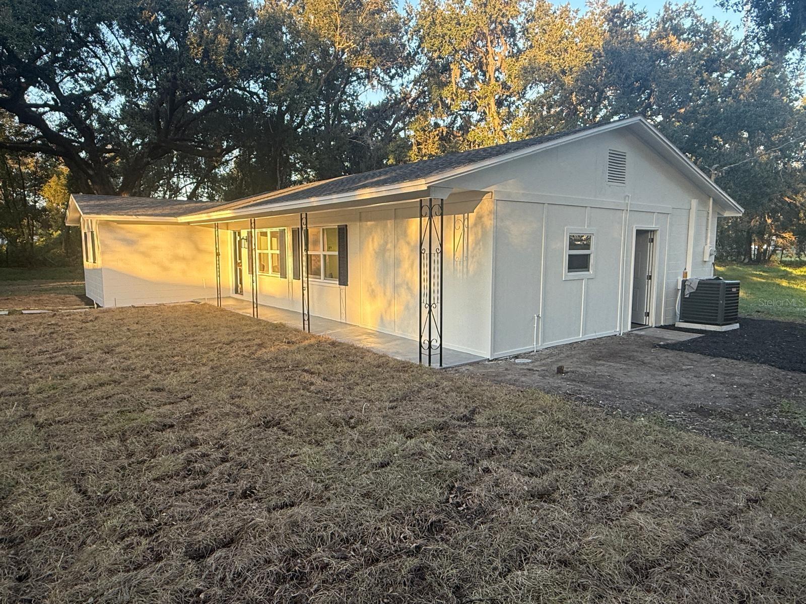 Image 4 of 70 For 14646 15th Street