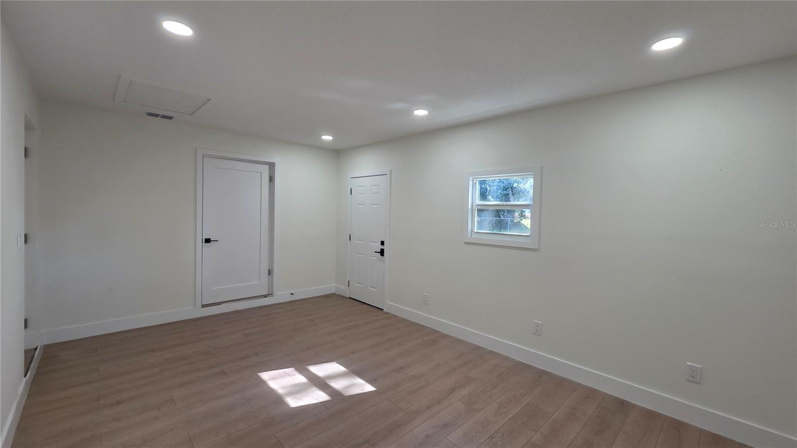 Image 56 of 70 For 14646 15th Street