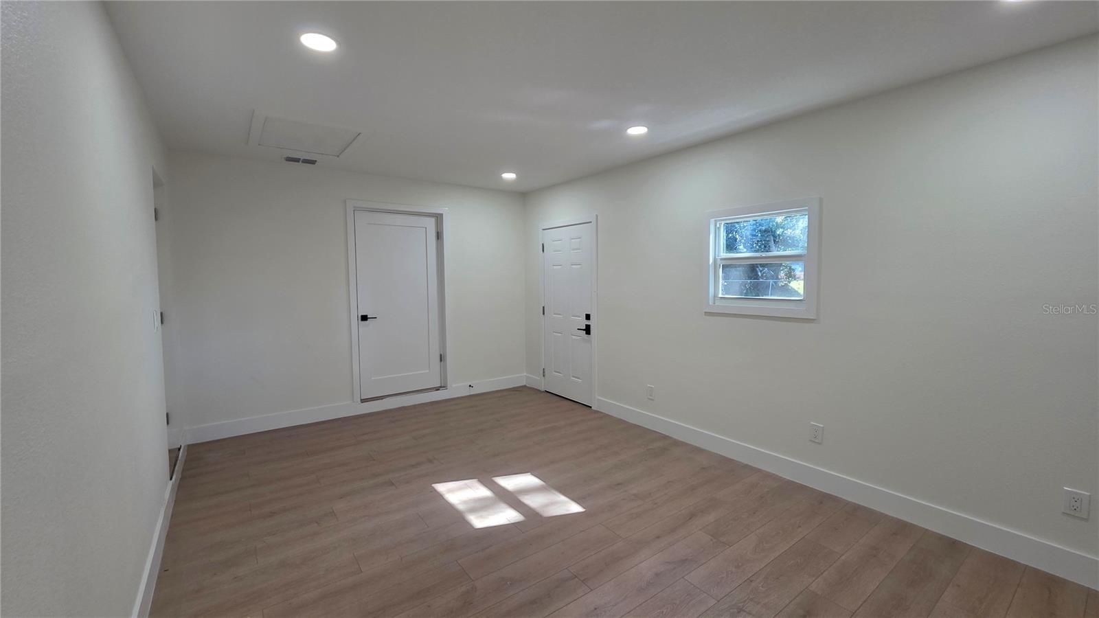 Image 57 of 70 For 14646 15th Street