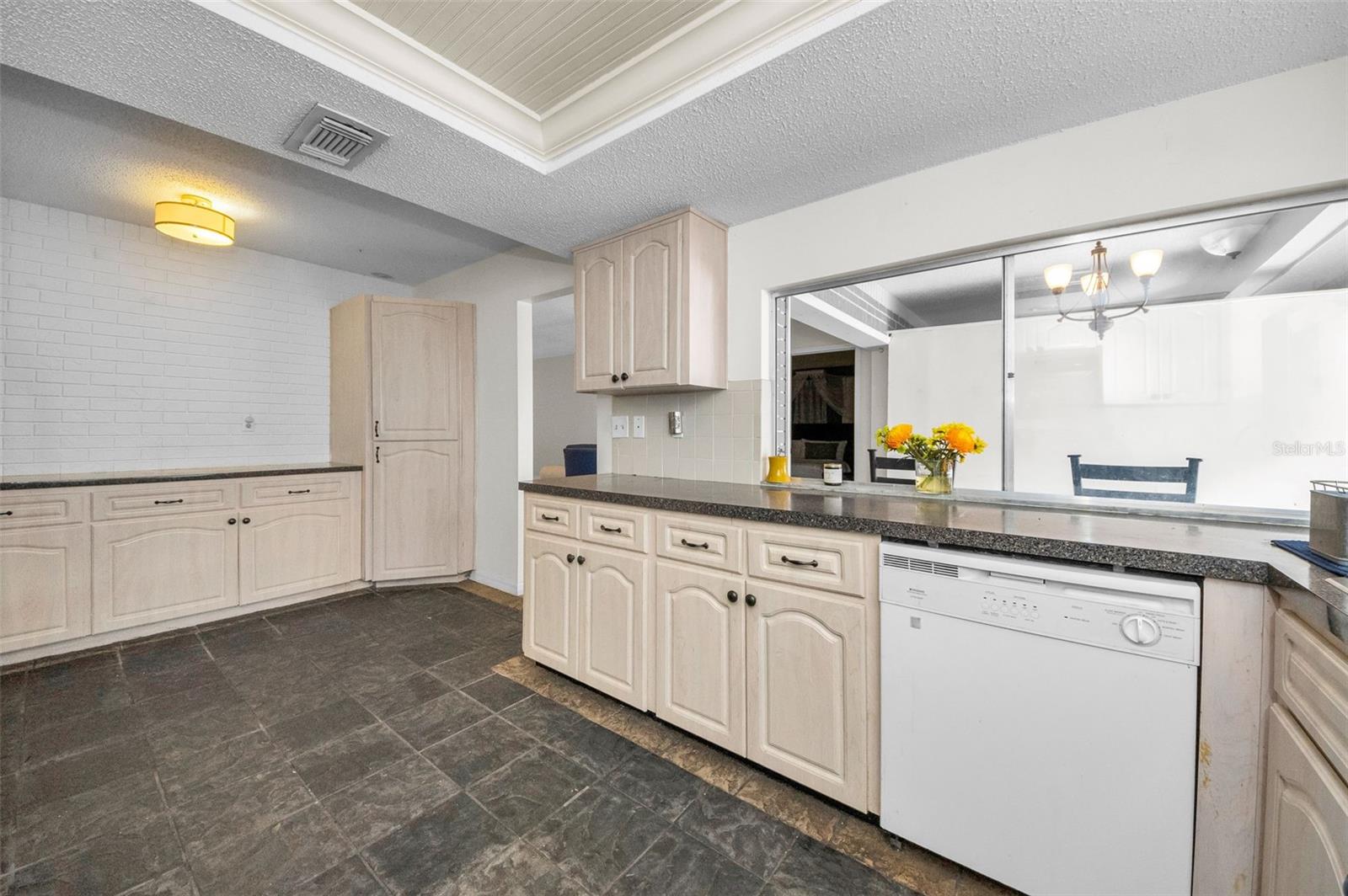 Image 14 of 45 For 8810 Seeley Lane