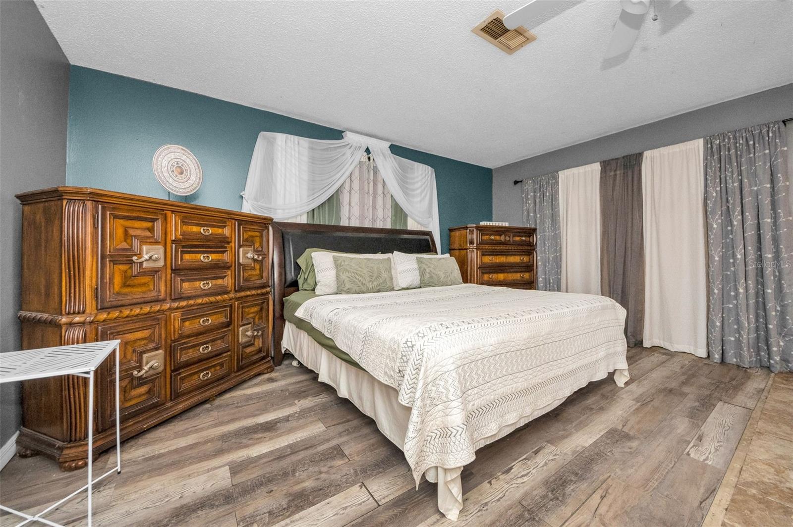 Image 21 of 45 For 8810 Seeley Lane