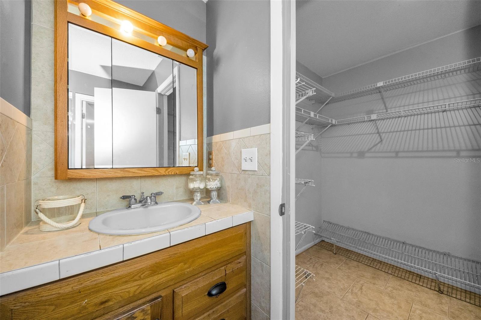 Image 25 of 45 For 8810 Seeley Lane